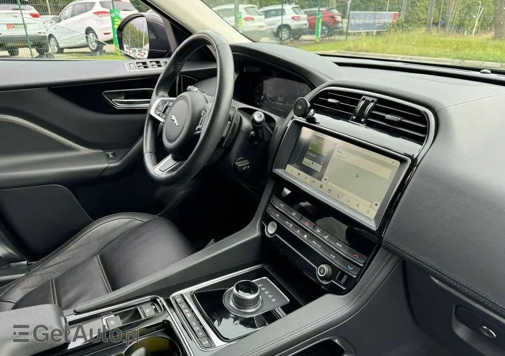JAGUAR F-Pace 2.0 i4D AWD Prestige