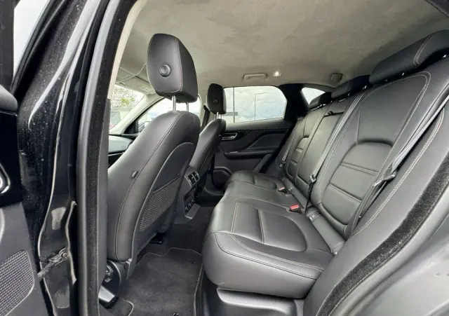 JAGUAR F-Pace 2.0 i4D AWD Prestige