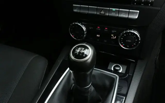 MERCEDES-BENZ Klasa C 180 Kompressor Avantgarde