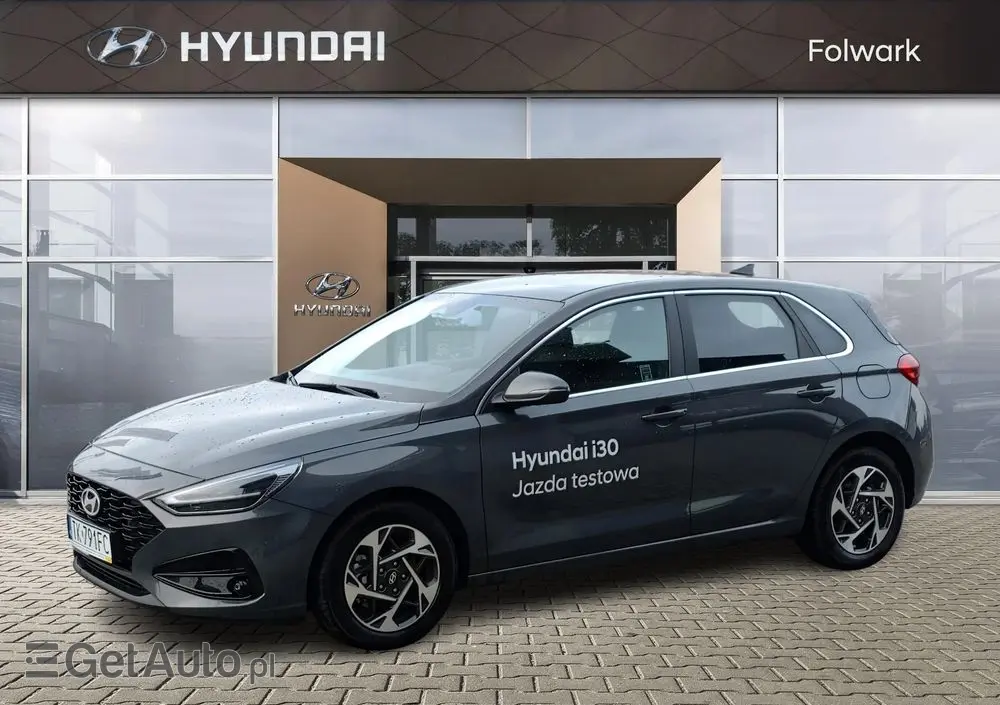 HYUNDAI I30 1.5 T-GDI 48V Smart