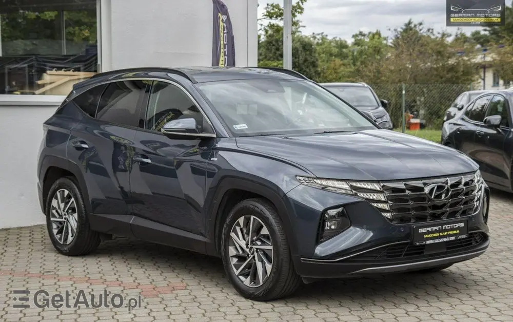 HYUNDAI Tucson 