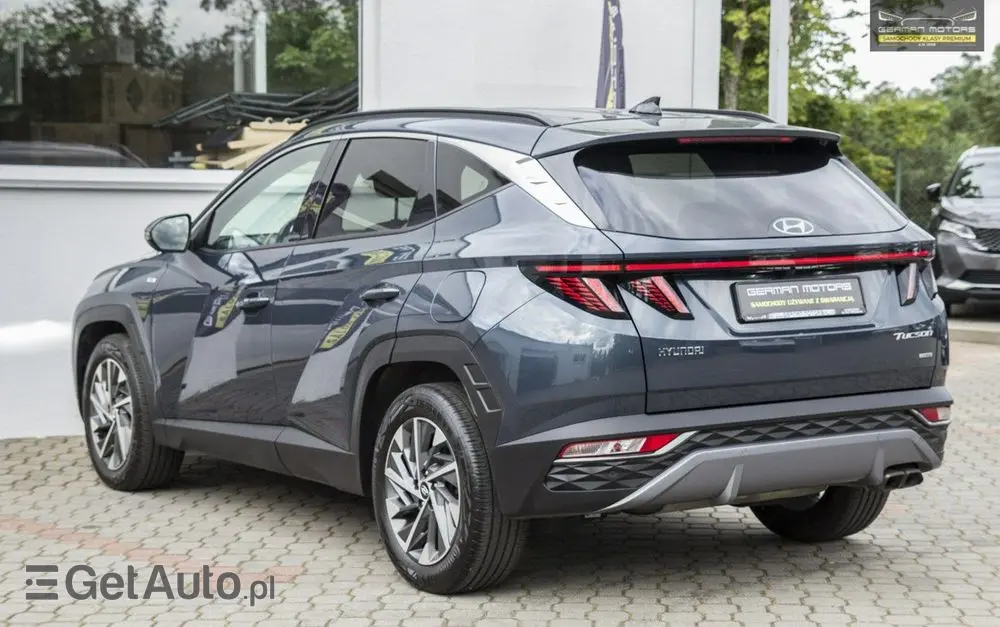 HYUNDAI Tucson 