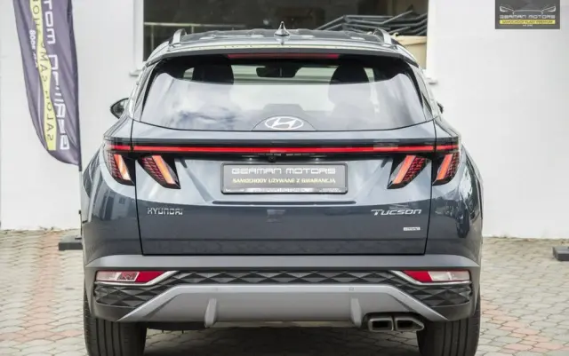 HYUNDAI Tucson 
