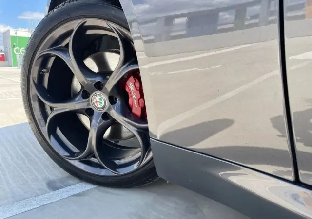 ALFA ROMEO Giulia 2.0 Turbo Veloce Q4
