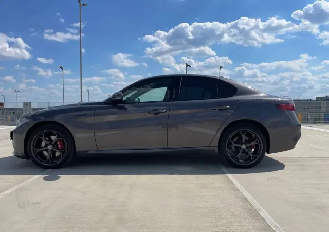 ALFA ROMEO Giulia 2.0 Turbo Veloce Q4