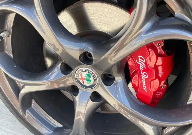 ALFA ROMEO Giulia 2.0 Turbo Veloce Q4