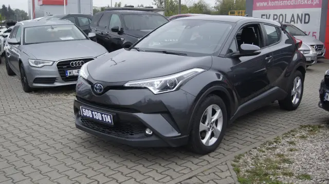 TOYOTA C-HR Dynamic