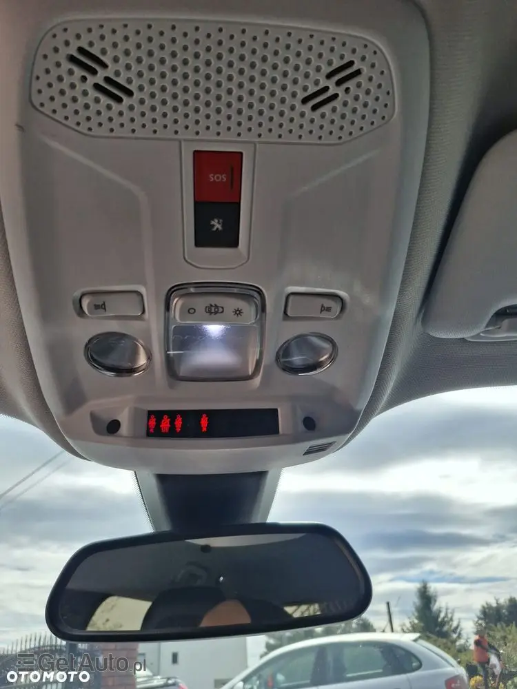 PEUGEOT 2008 1.2 PureTech Allure Pack S&S