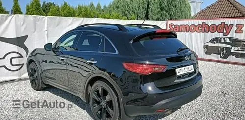 INFINITI QX70 