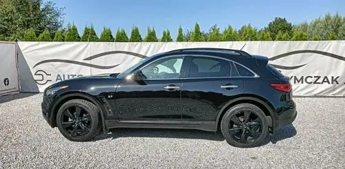 INFINITI QX70 