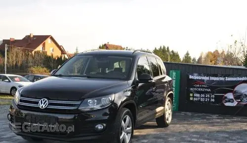 VOLKSWAGEN Tiguan 