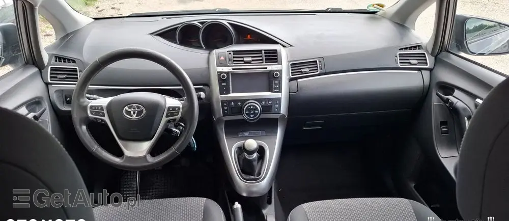 TOYOTA Verso 2.0 D-4D 5-Sitzer Life