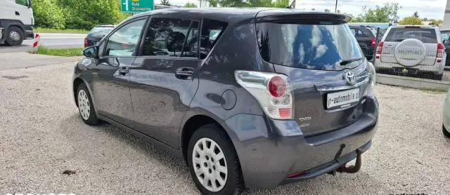 TOYOTA Verso 2.0 D-4D 5-Sitzer Life