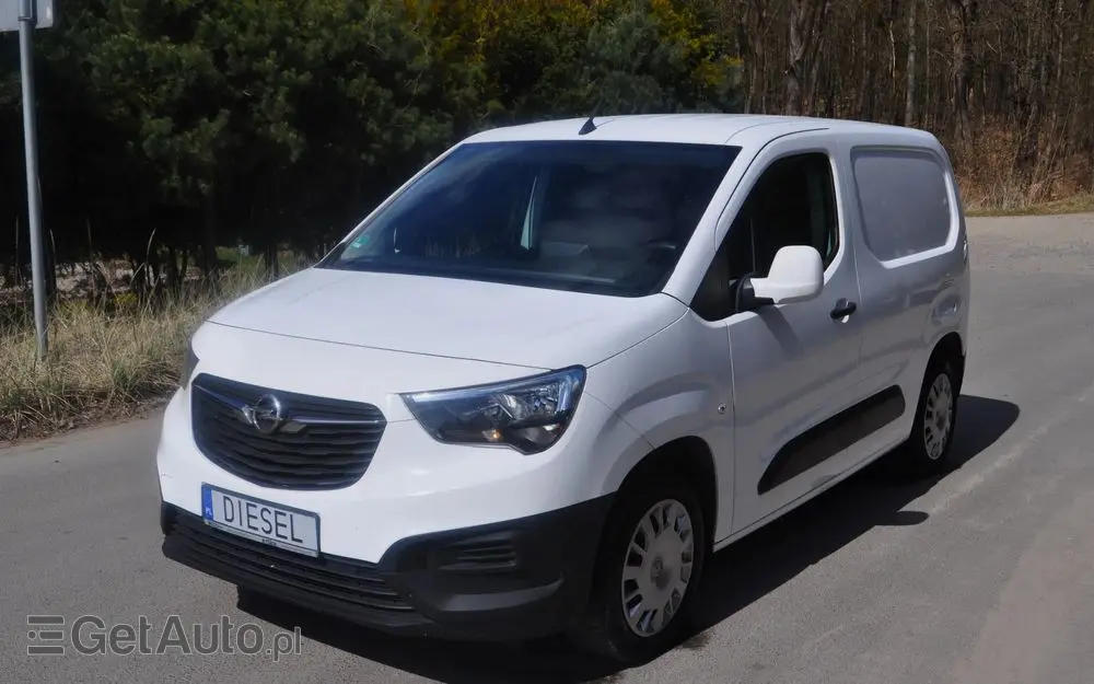 OPEL COMBO E 