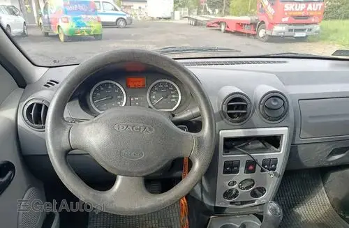 DACIA Logan 