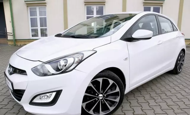HYUNDAI I30 