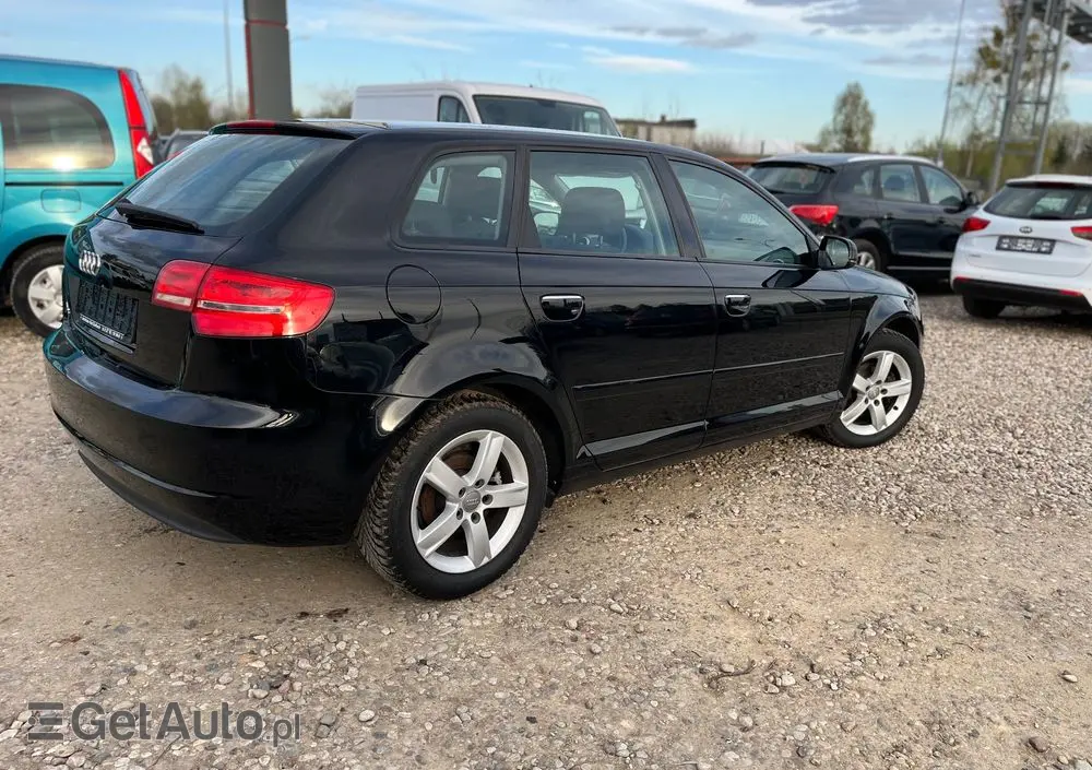 AUDI A3 Sportback 1.6 Attraction