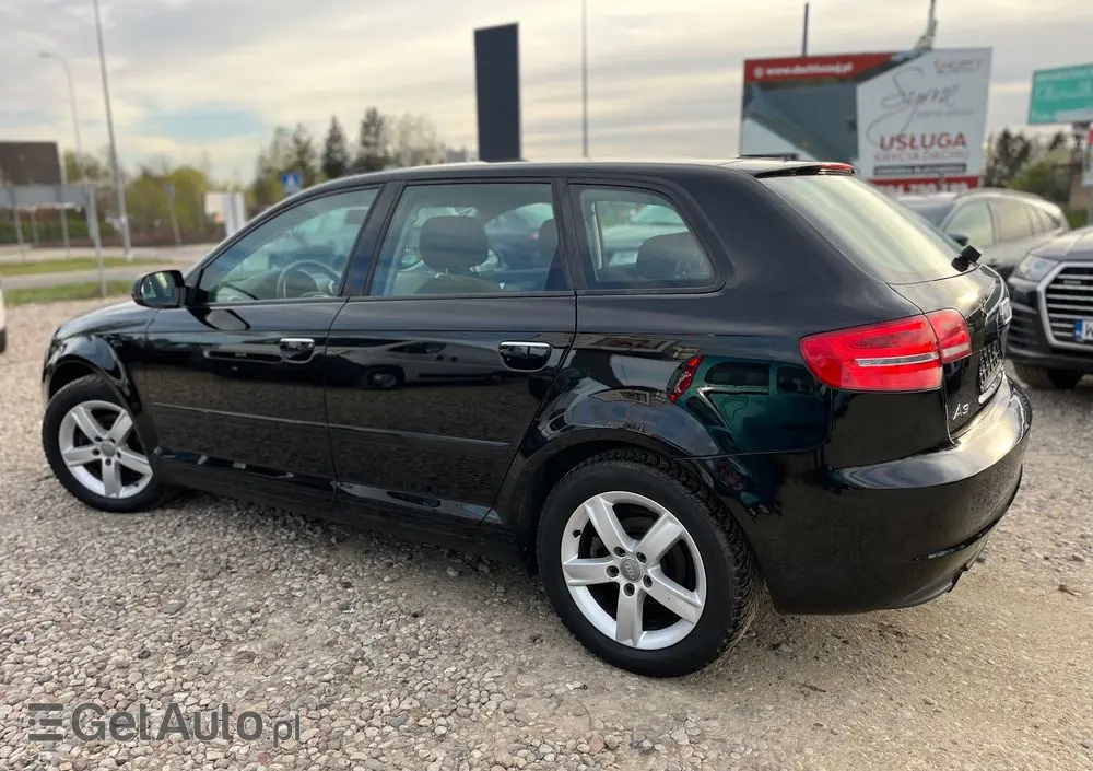 AUDI A3 Sportback 1.6 Attraction