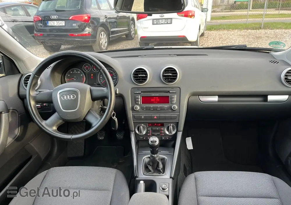 AUDI A3 Sportback 1.6 Attraction