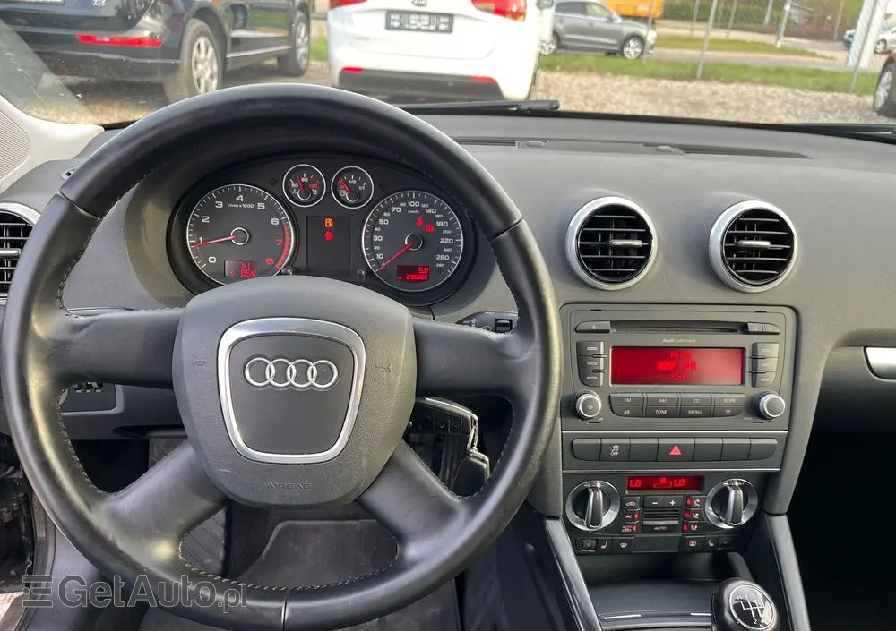 AUDI A3 Sportback 1.6 Attraction
