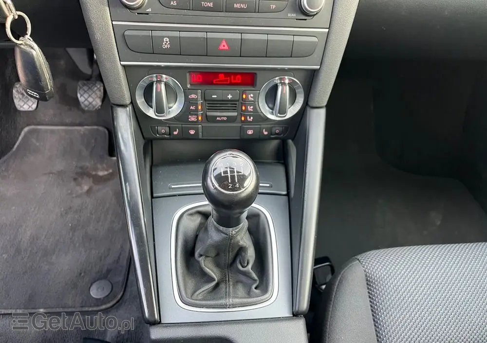 AUDI A3 Sportback 1.6 Attraction