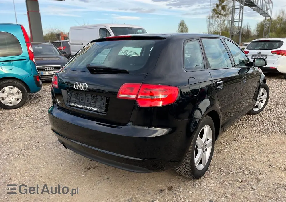AUDI A3 Sportback 1.6 Attraction