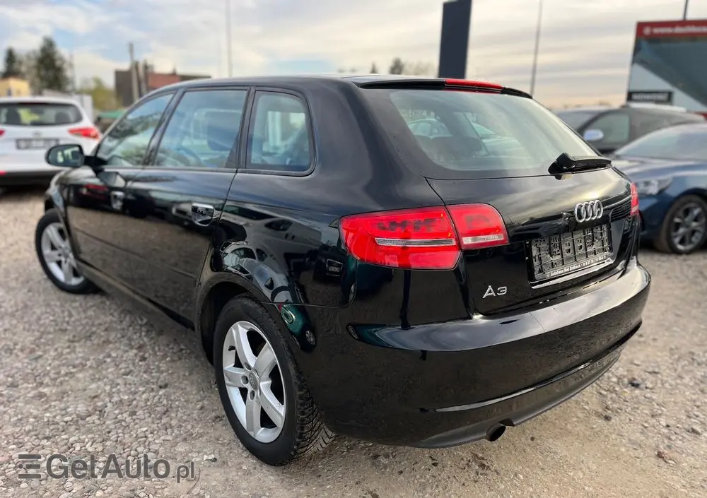 AUDI A3 Sportback 1.6 Attraction