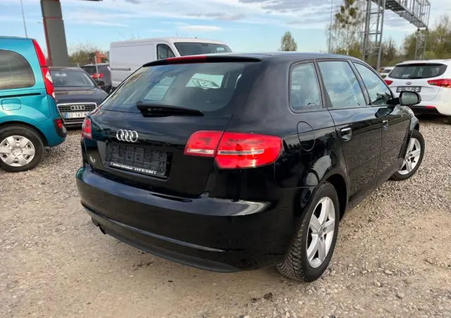 AUDI A3 Sportback 1.6 Attraction