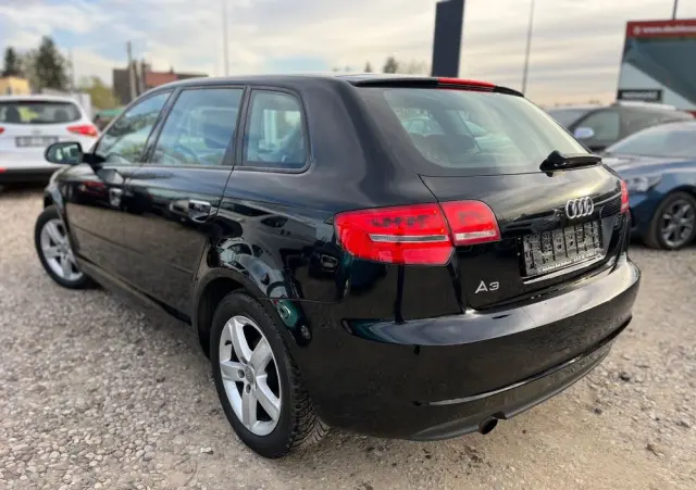 AUDI A3 Sportback 1.6 Attraction