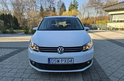 VOLKSWAGEN Touran 