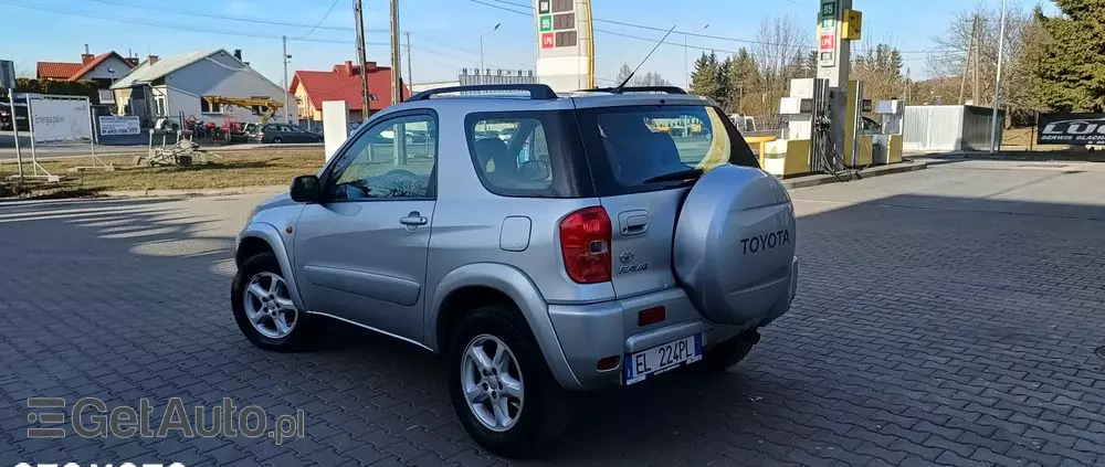 TOYOTA RAV4 2.0 VVT-i 4x4