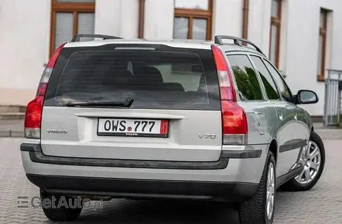 VOLVO V70 
