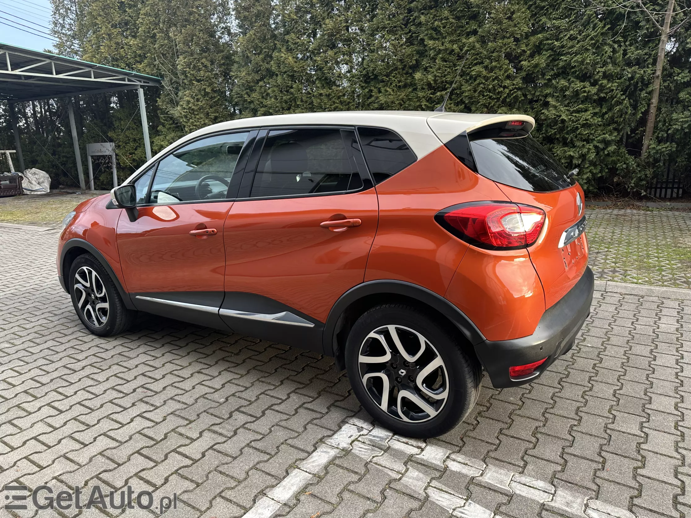 RENAULT Captur Intens