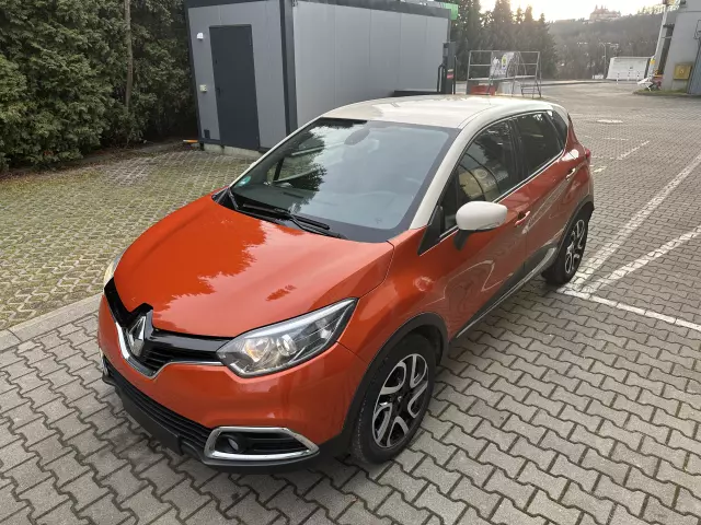 RENAULT Captur Intens