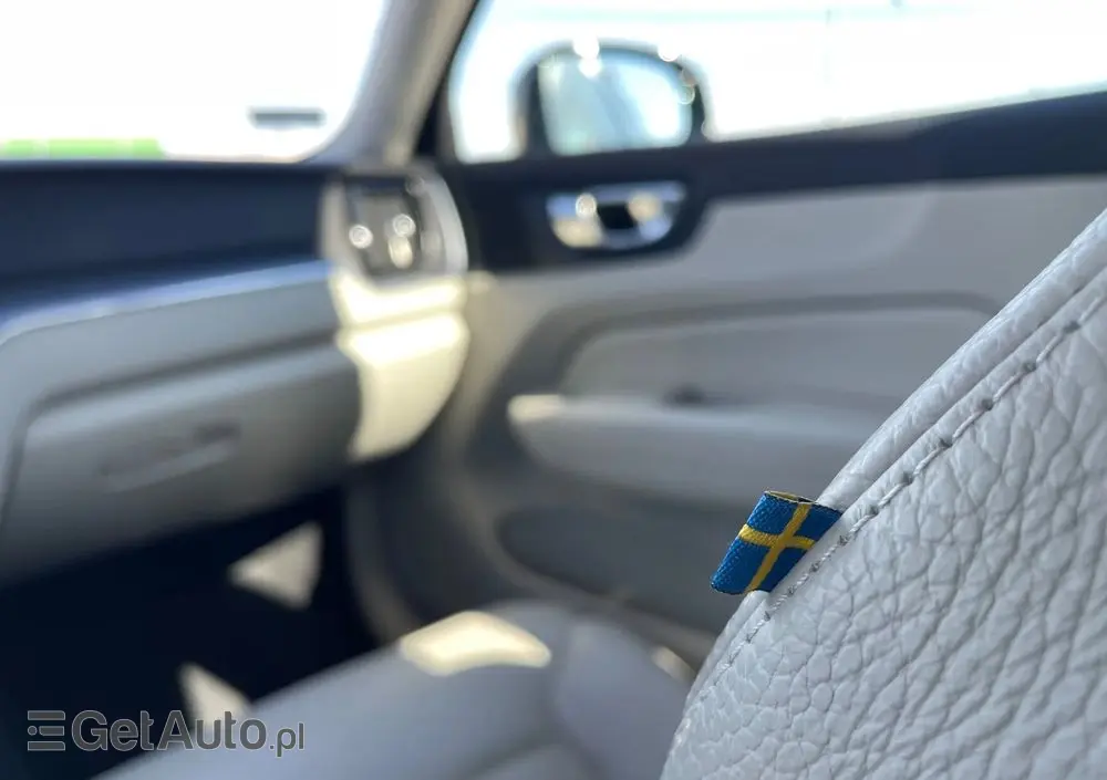 VOLVO XC 60 B5 D AWD Inscription