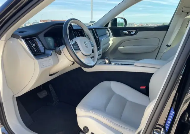 VOLVO XC 60 B5 D AWD Inscription