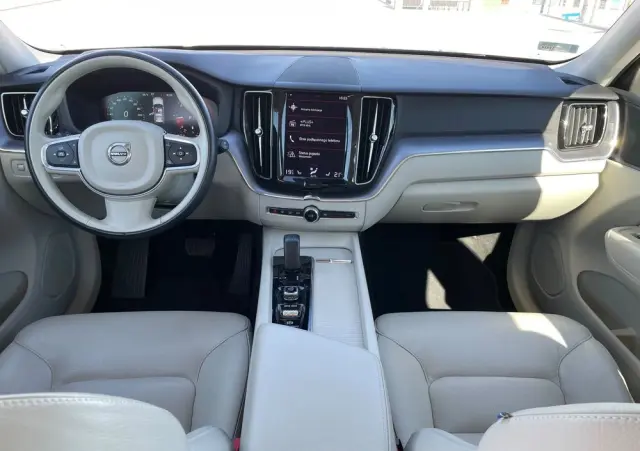 VOLVO XC 60 B5 D AWD Inscription
