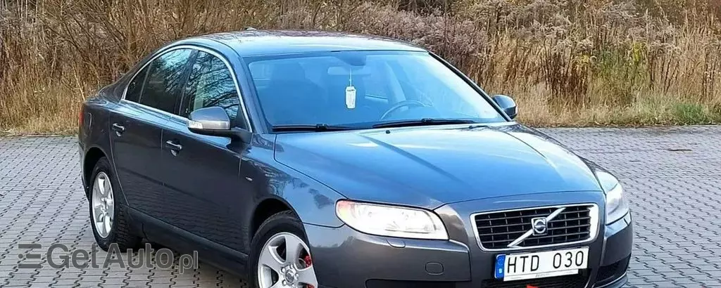 VOLVO S80 