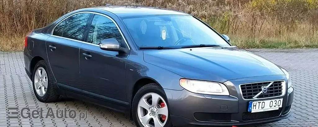 VOLVO S80 