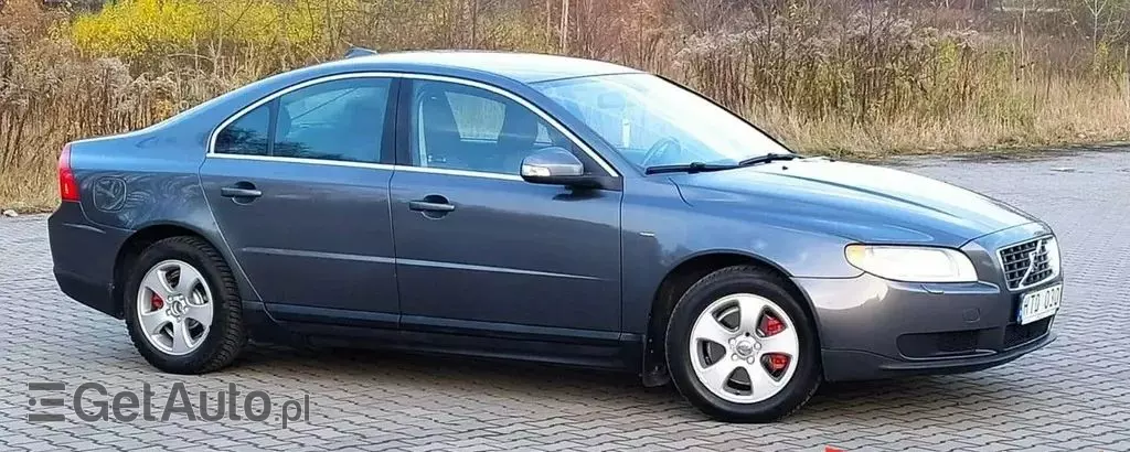 VOLVO S80 