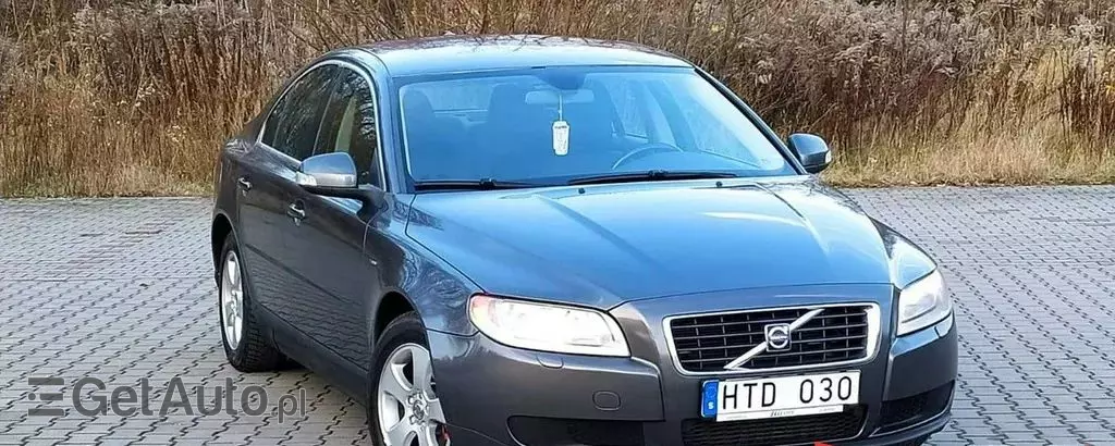 VOLVO S80 