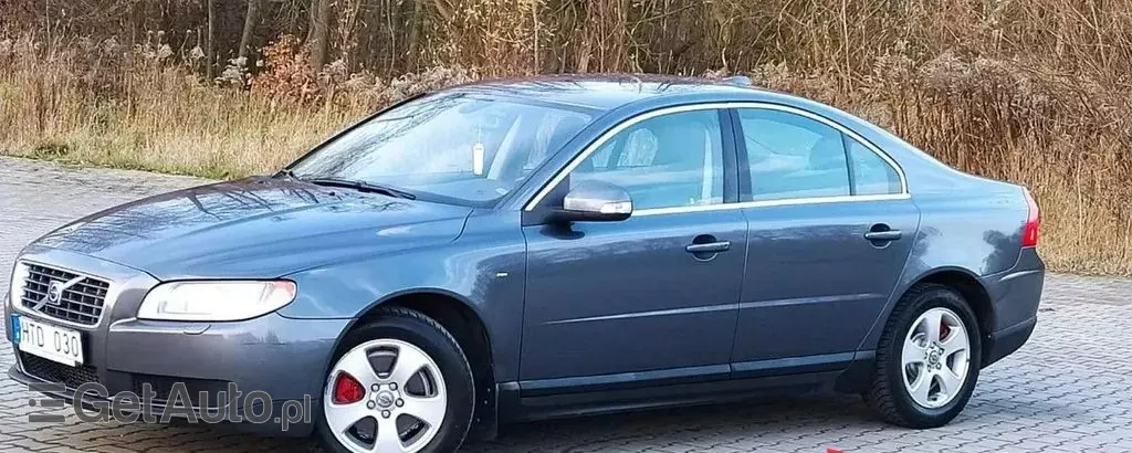 VOLVO S80 