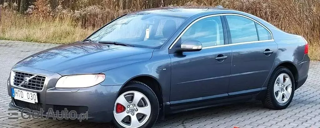 VOLVO S80 