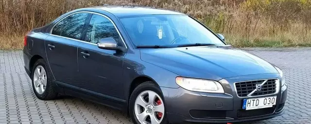 VOLVO S80 