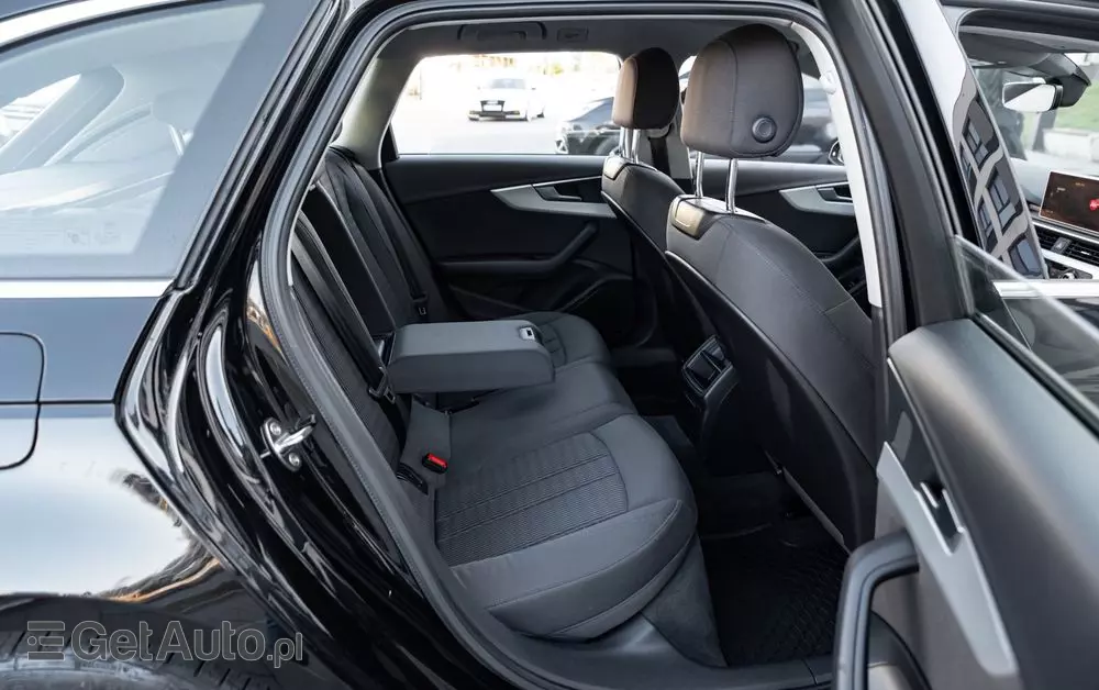 AUDI A4 2.0 TDI S tronic