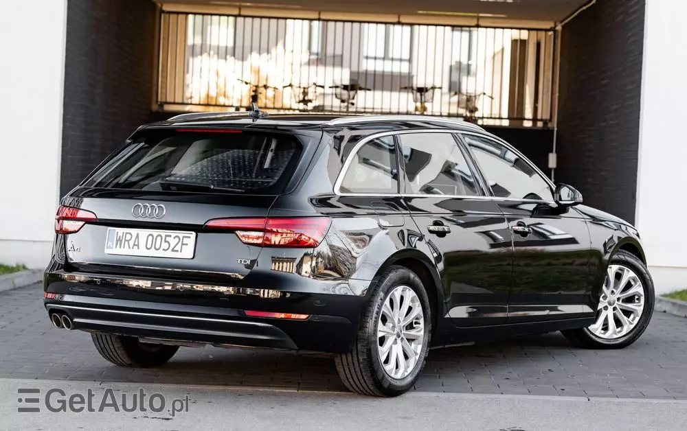 AUDI A4 2.0 TDI S tronic