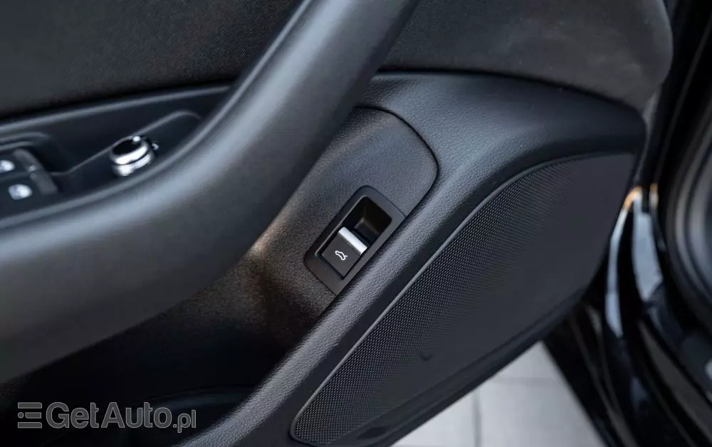 AUDI A4 2.0 TDI S tronic