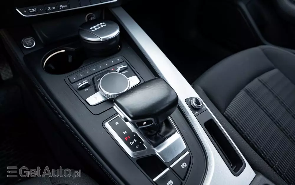 AUDI A4 2.0 TDI S tronic