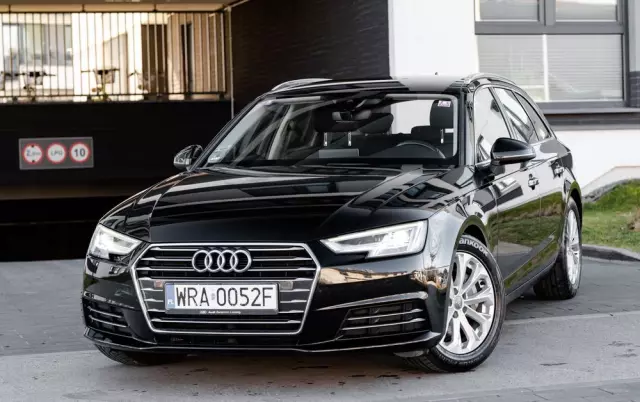 AUDI A4 2.0 TDI S tronic