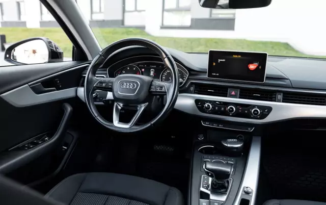 AUDI A4 2.0 TDI S tronic